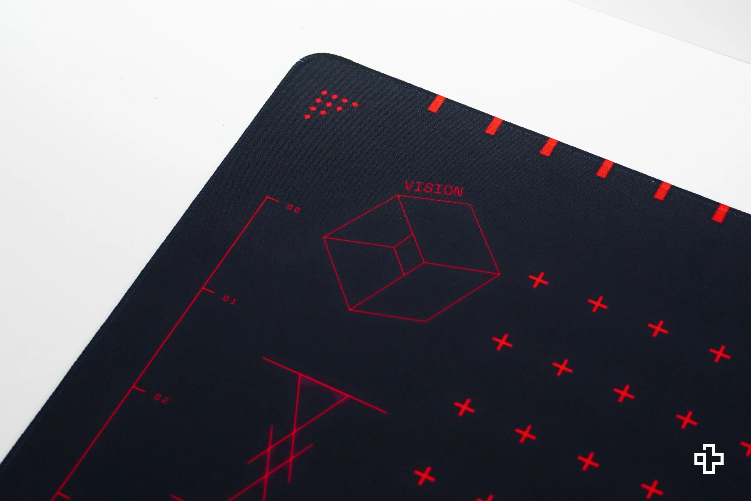 QwertyKey QKM1 Gaming Mousepad 4mm Stitched Edges