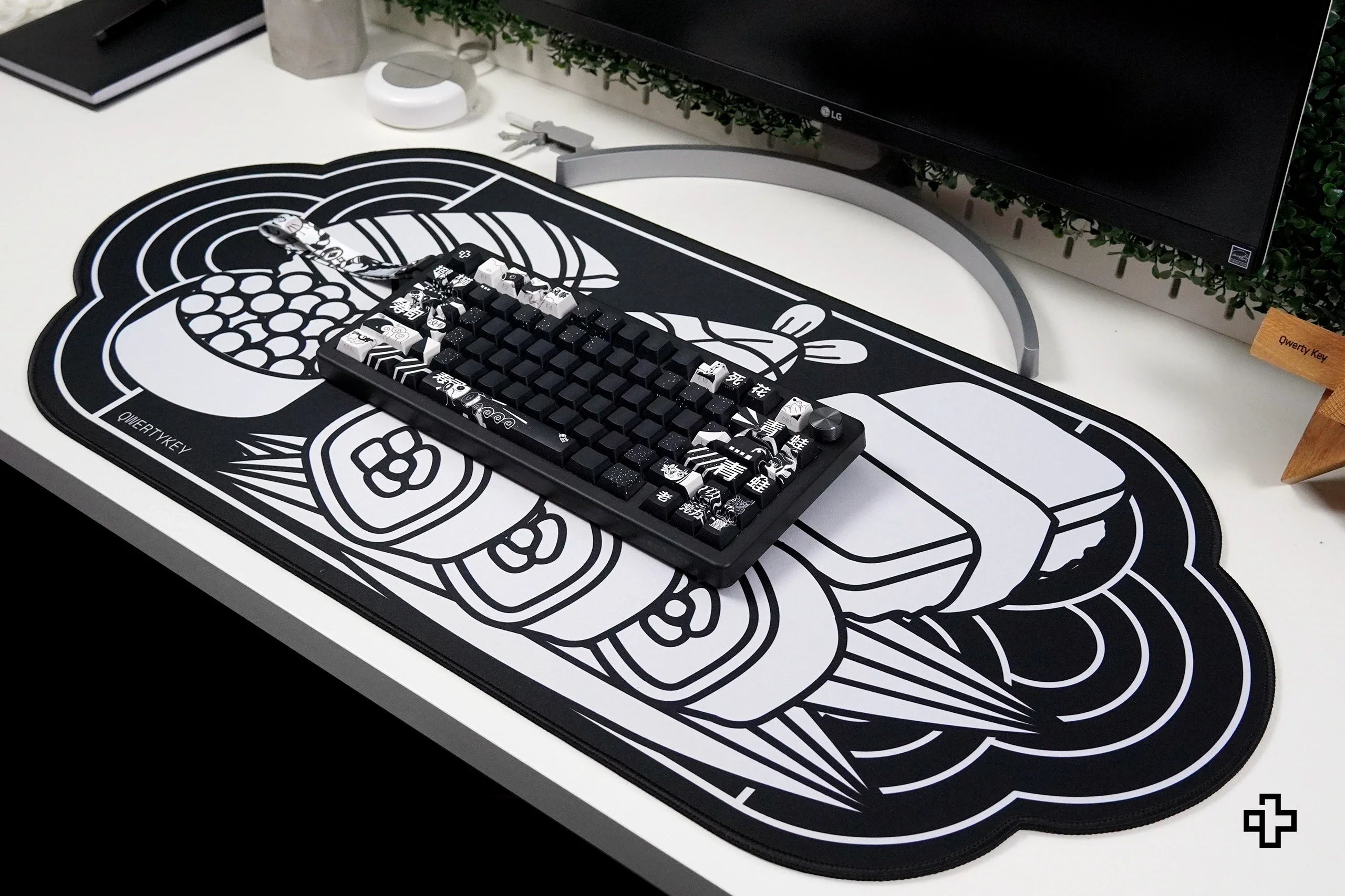 QwertyKey MOMO Deskmat 4mm Stitched Edges