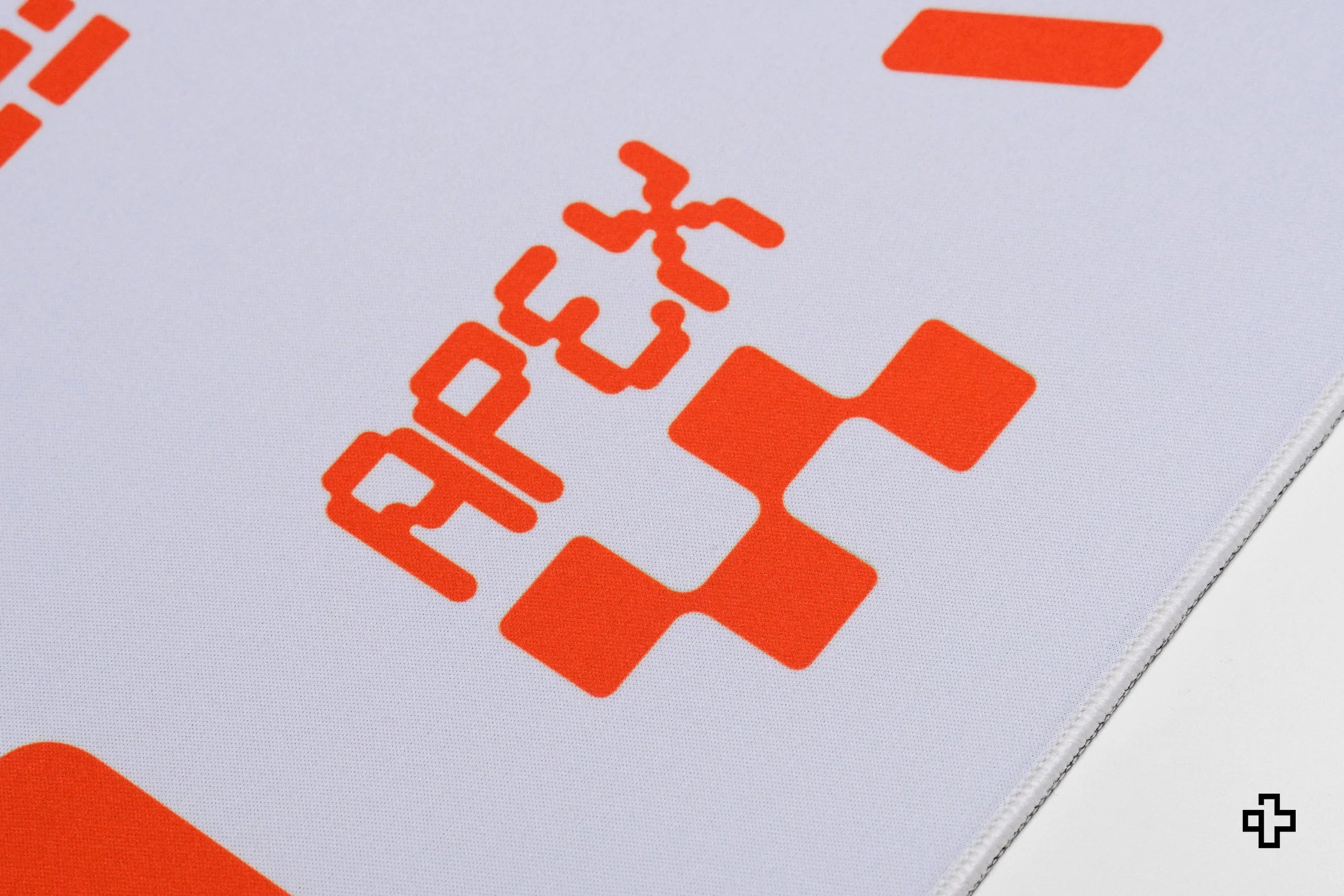 QwertyKey Apex Deskmat 4mm Stitched Edges