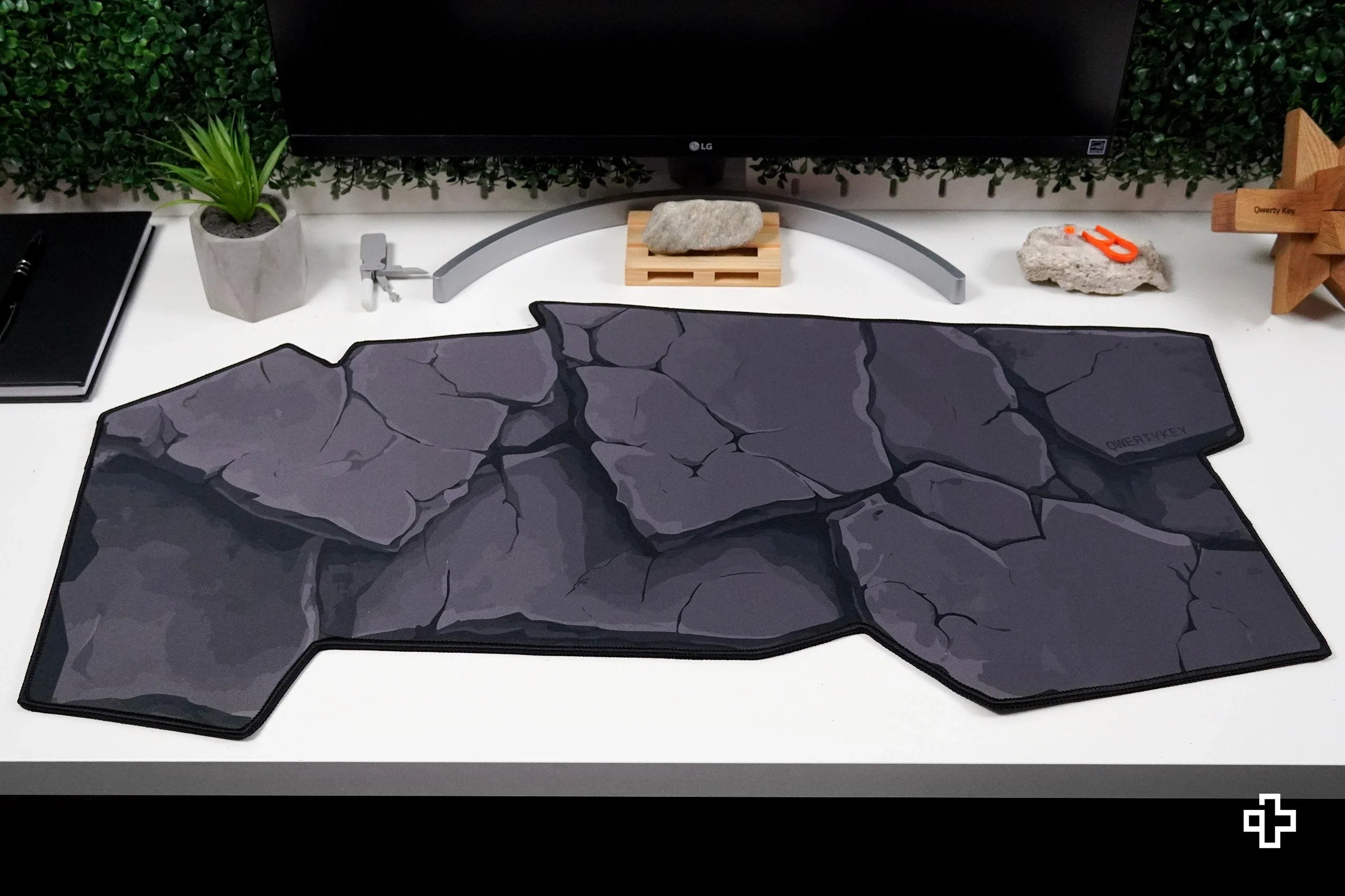 QwertyKey Stone Deskmat 4mm Stitched Edges