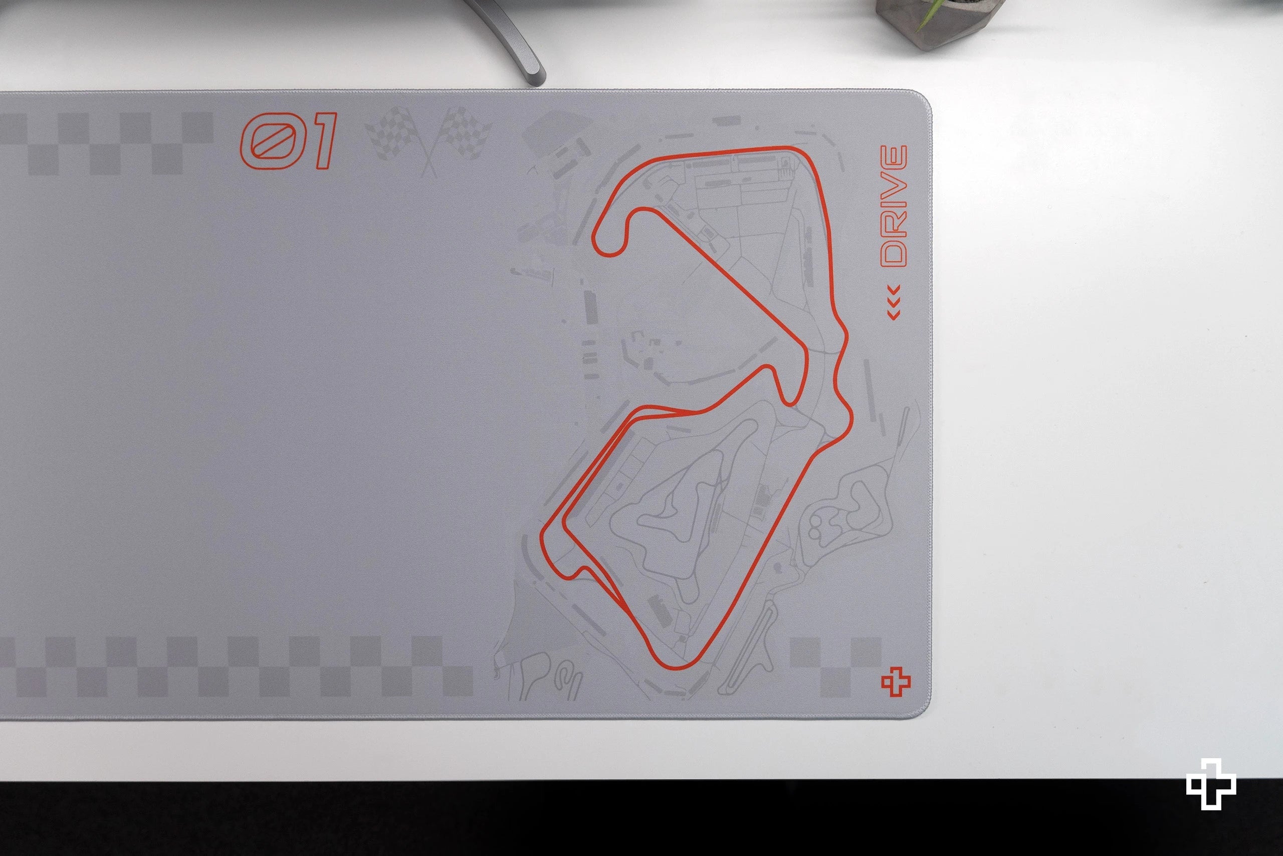 Deskmat Mousepad Formula Silver Circuit 4mm Stitched Edges