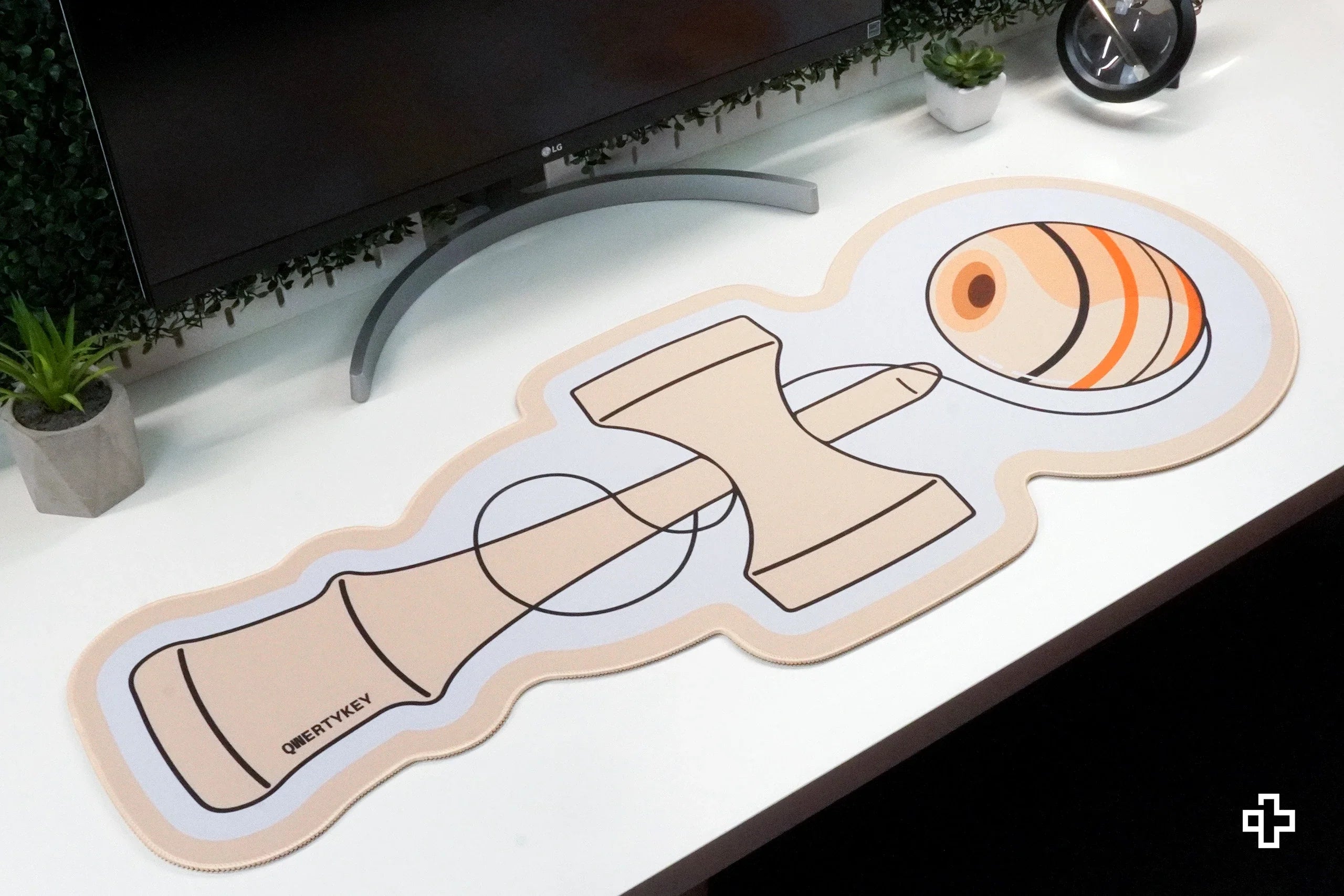 QwertyKey Kendama Deskmat 4mm Stitched Edges