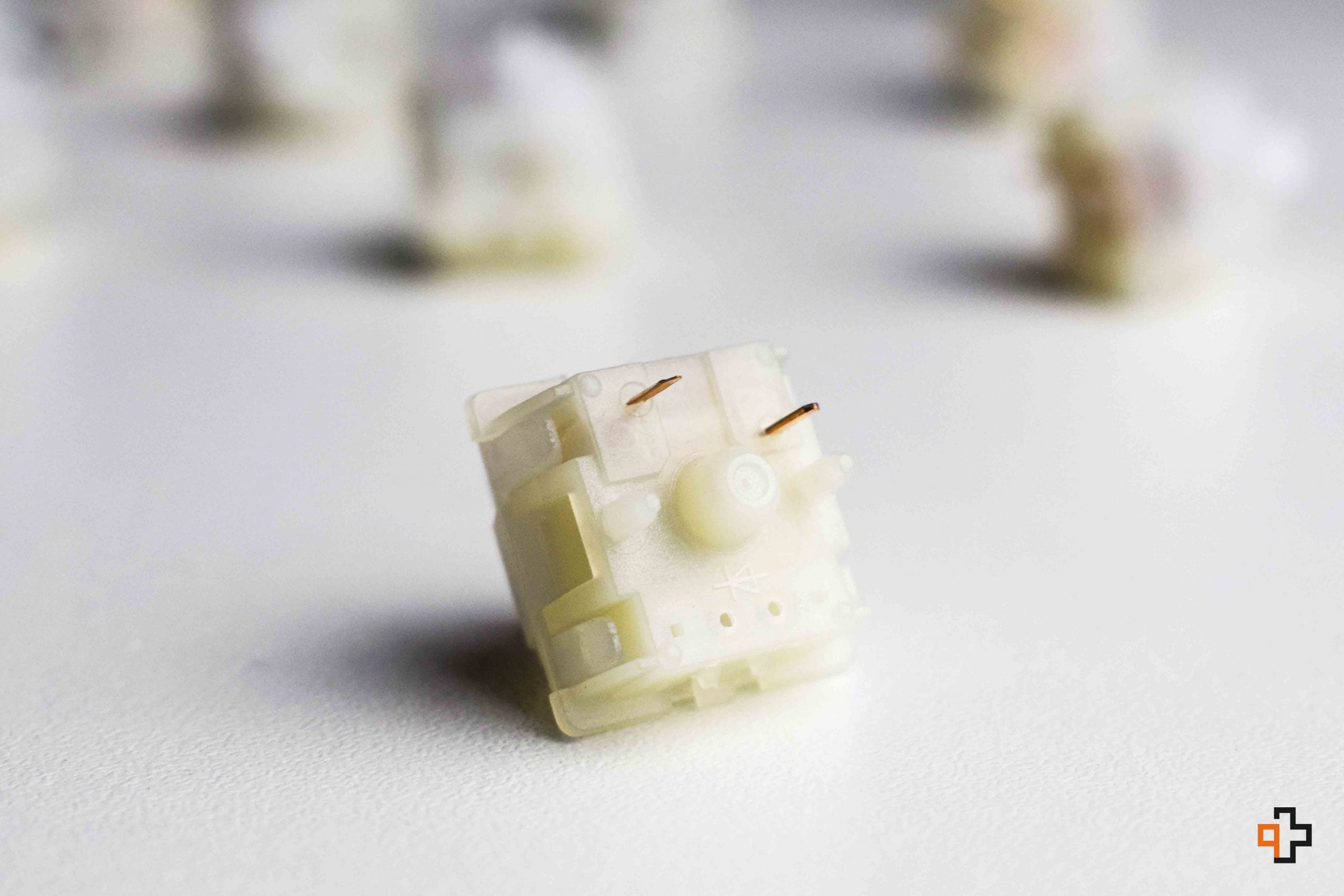 Switches Gateron Milky Clear - QwertyKey
