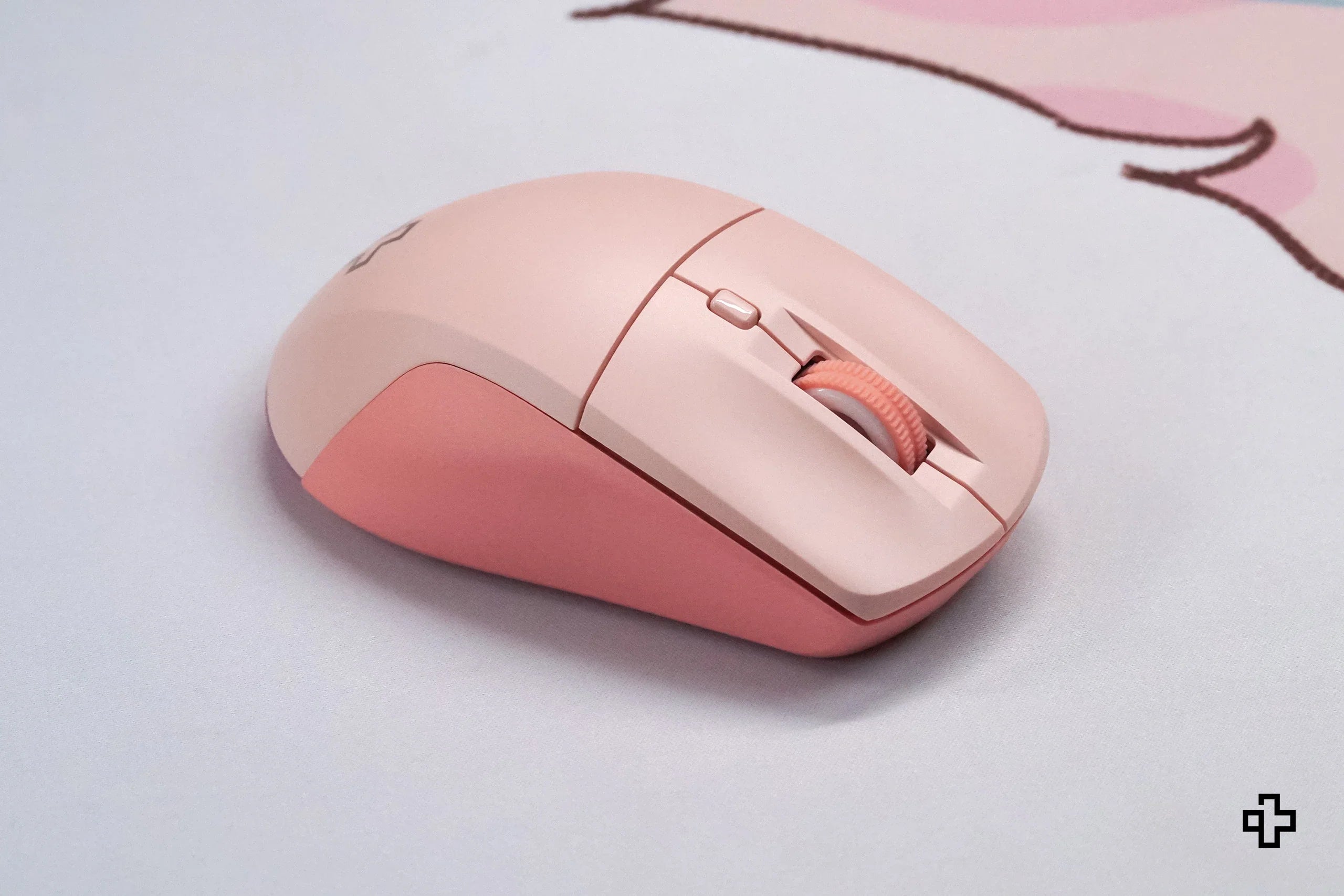 QwertyKey Flow Office Bluetooth Wireless RGB Pink Mouse