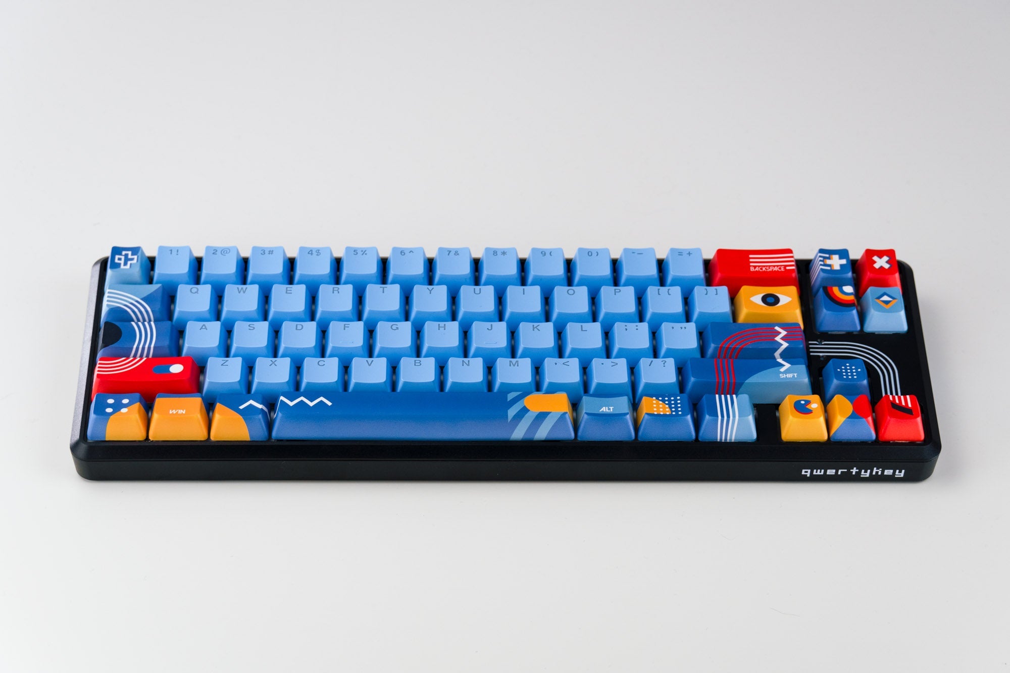 QwertyKey65 Metric Hotswap RGB Mechanical Gaming Keyboard - QwertyKey