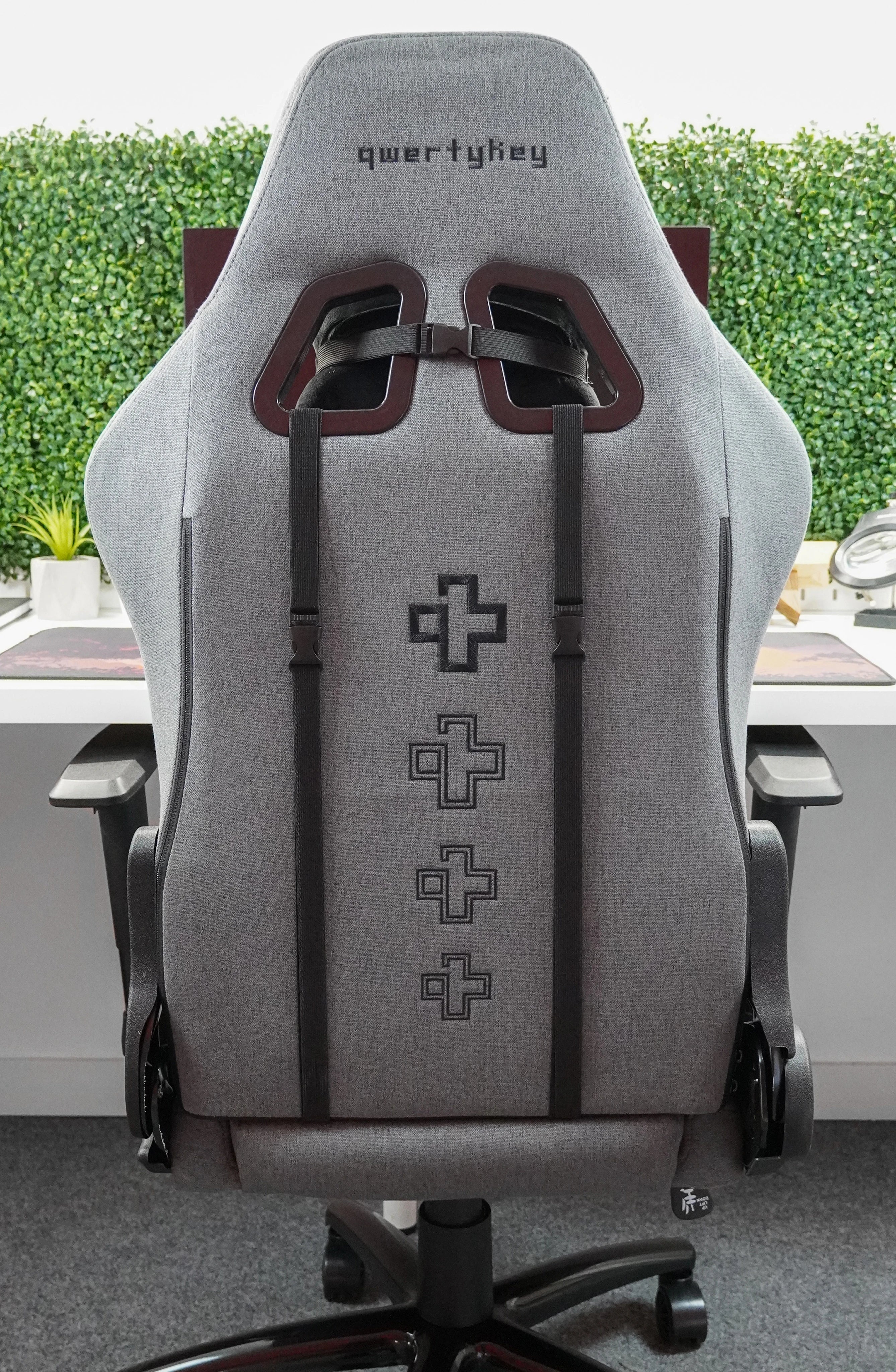 QwertyKey - QK/ALT, Gray Gaming Chair