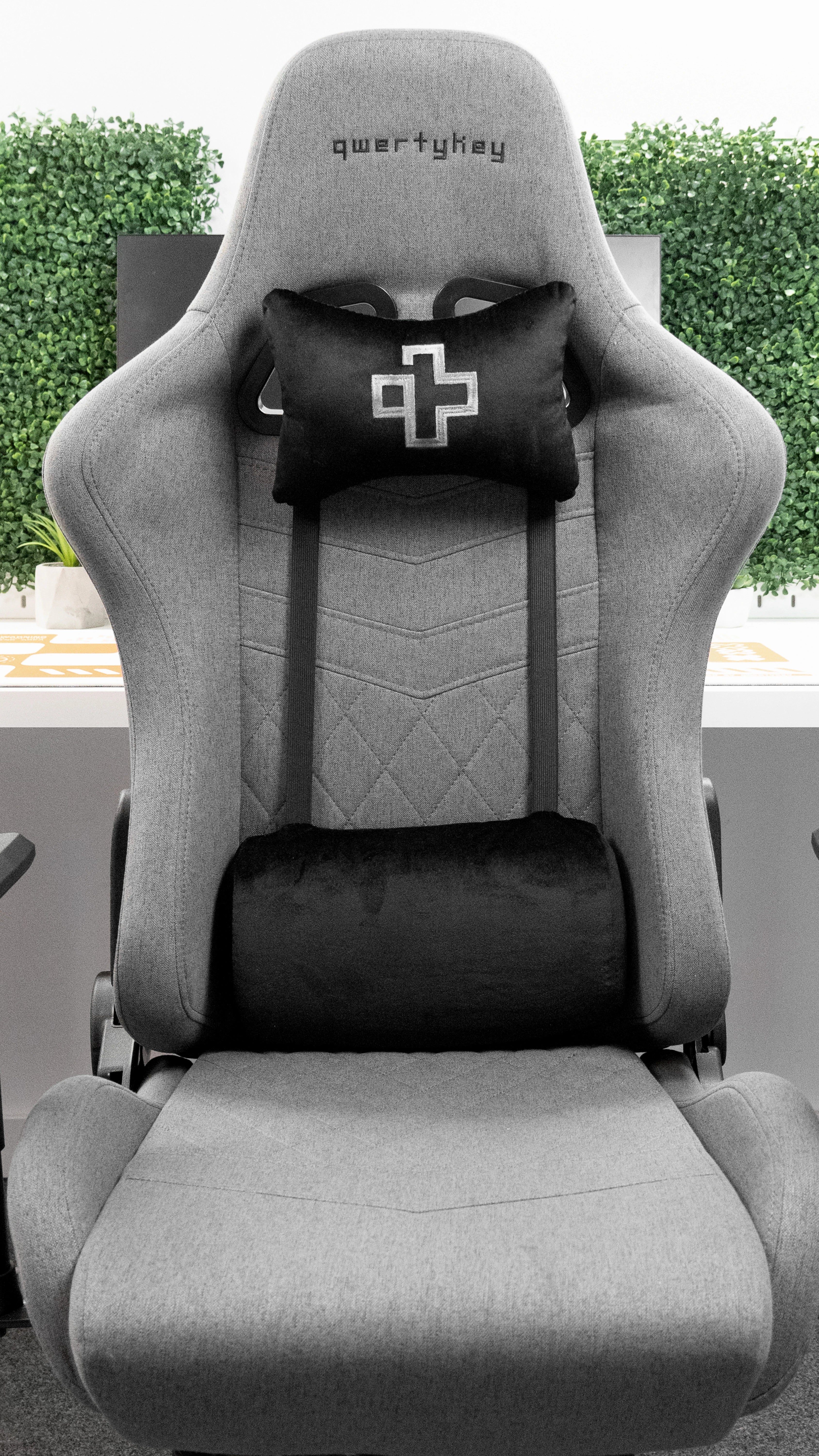 QwertyKey - QK/ALT, Gray Gaming Chair
