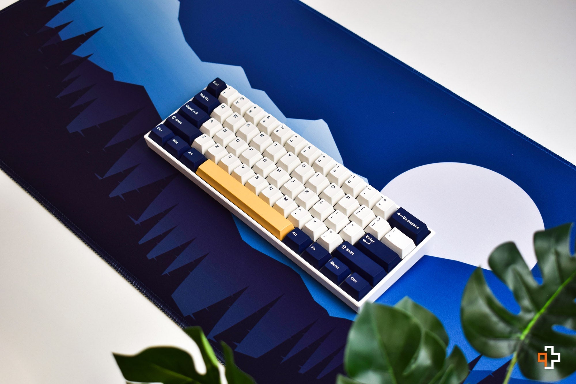 Set Keycaps QWERTY Submarine Profile Cherry PBT Double Shot - QwertyKey
