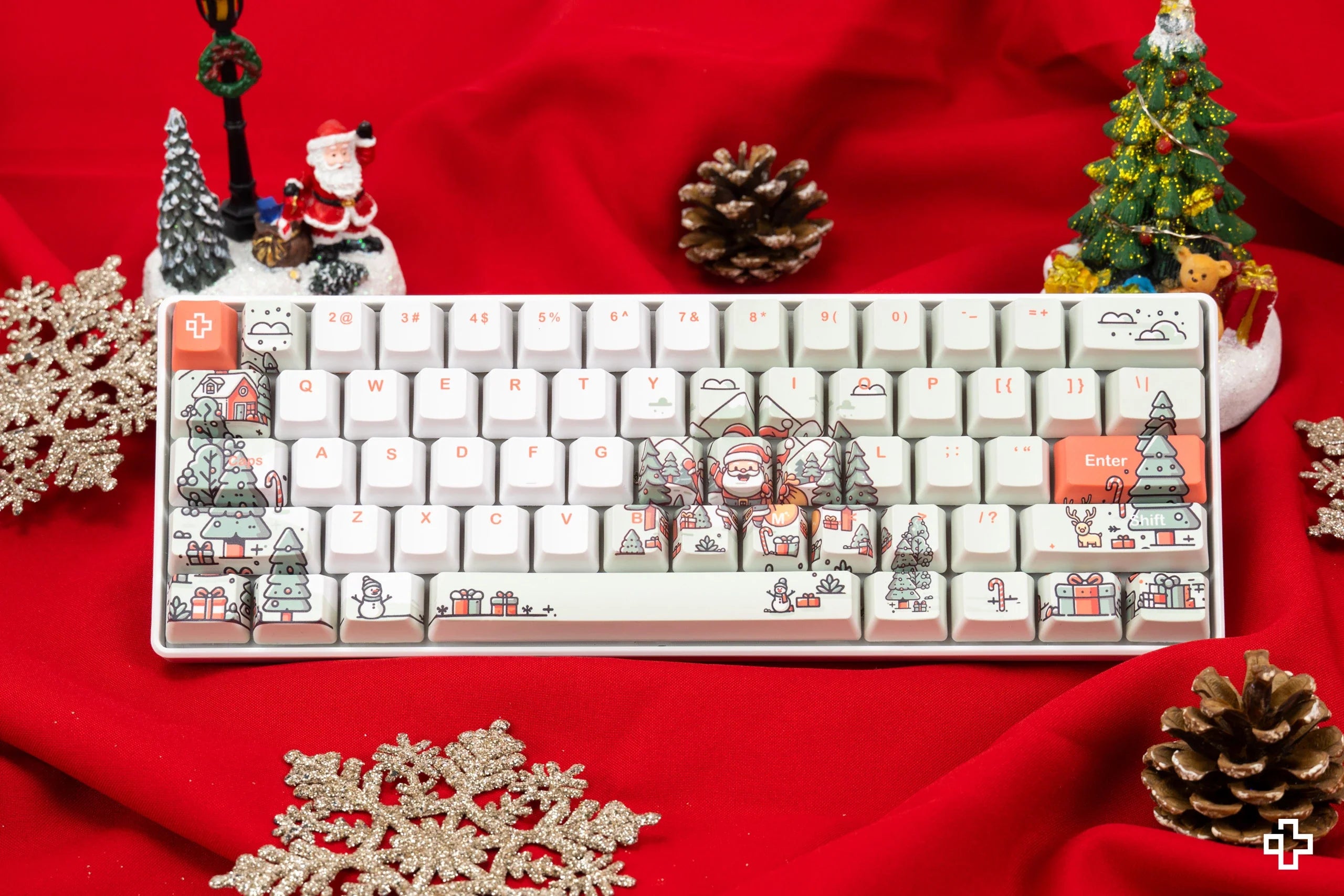 QwertyKey Santa Hotswap Christmas Mechanical Gaming Keyboard